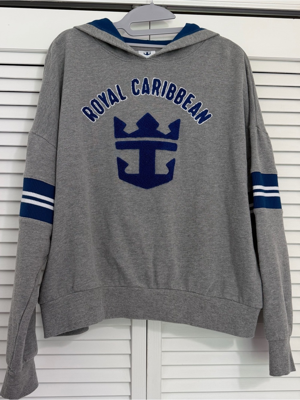 Royal Caribbean Women's Gray & Navy Pullover Hoodie
